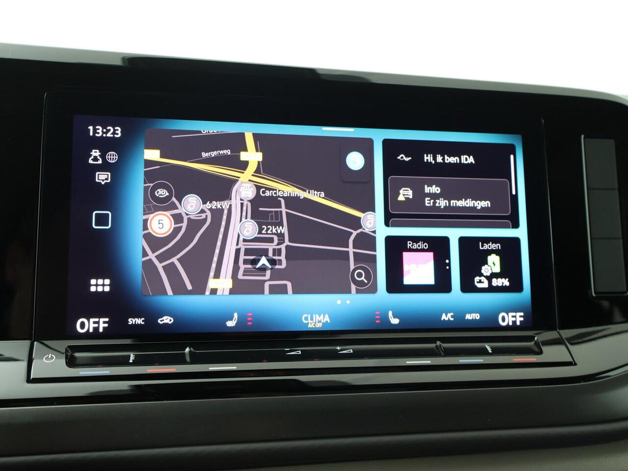 Volkswagen MULTIVAN Bedrijfswagens Economy Business L2 1.5 eHybrid EU6 180 kW (245pk) | Bestelwagen toegestaan voor ALLE ZERO Emissie Milieu-zones M1-Kenteken | Schot laadruimte achter voorstoelen | Houten Laadvloer | Prijs excl. BTW