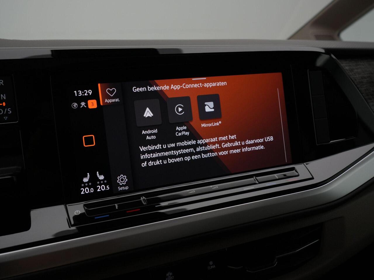 Volkswagen MULTIVAN 7-zits 1.4 eHybrid 218 pk DSG L2H1 Life Business | Panoramadak | IQ Light | Achteruitrijcamera | Stoelverwarming