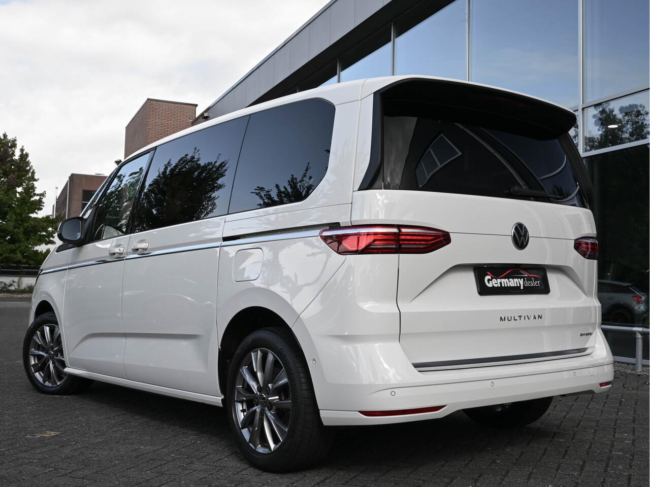 Volkswagen MULTIVAN 1.4 eHybrid 218pk 7-Pers. Style Pano's Leder M-Led H&K Stoelkoeling/Verw. El.deuren+Zetels Standk VOL!