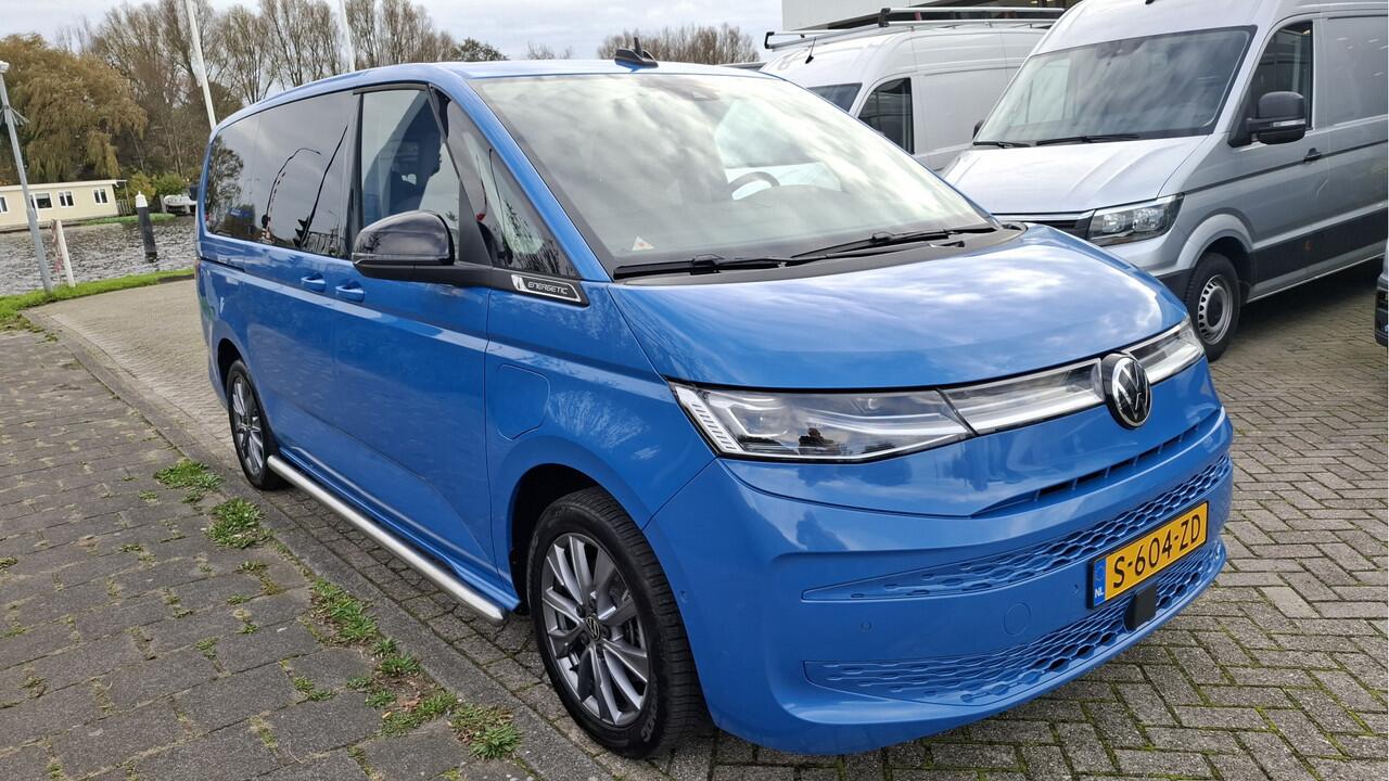 Volkswagen MULTIVAN L2H1 - Energetic 1.4 eHybrid 218 pk Panoramadak | IQ Light | Achteruitrijcamera | Stoelverwarming