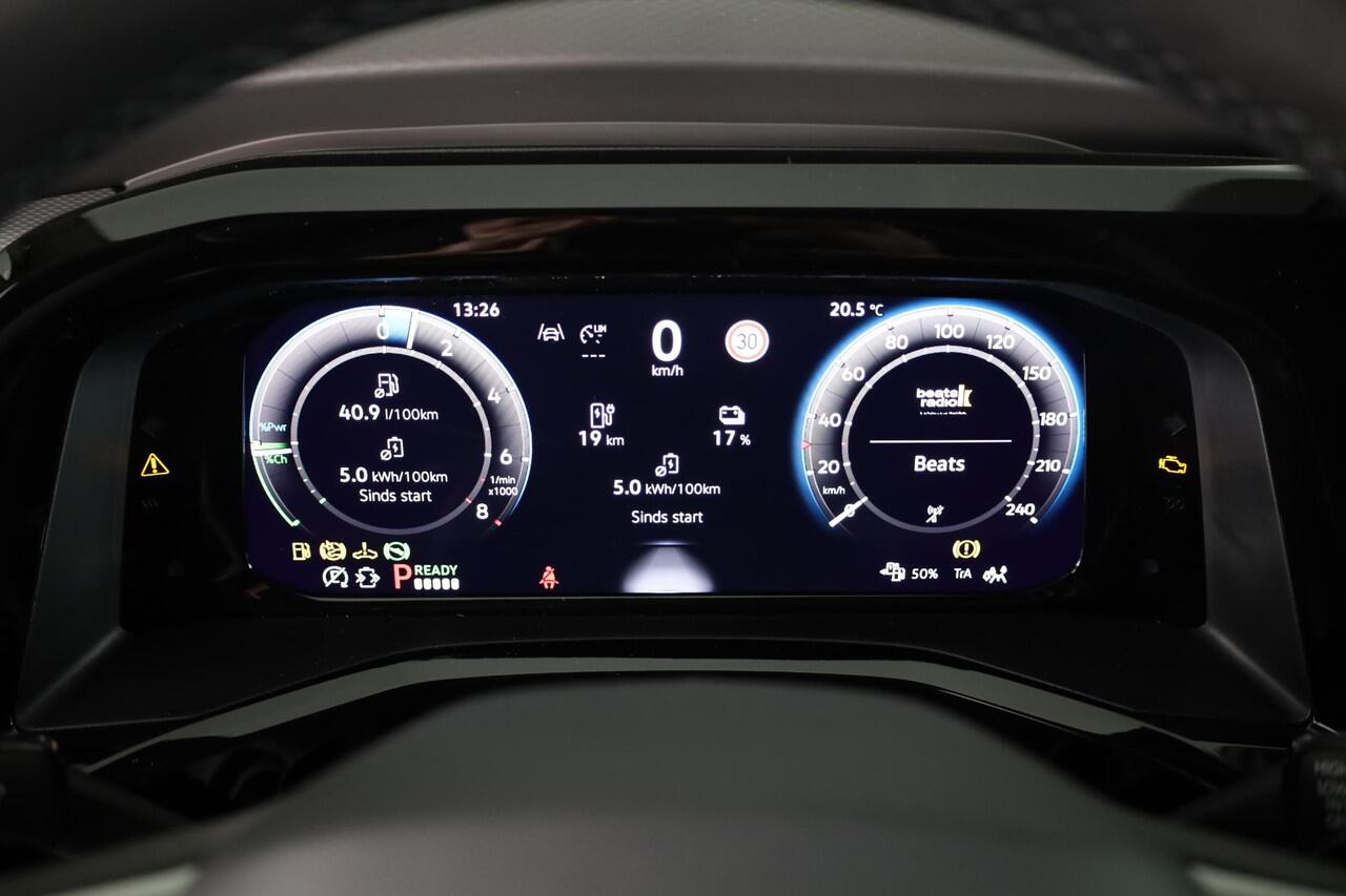 Volkswagen MULTIVAN Bedrijfswagens Economy Business L2 1.5 eHybrid EU6 180 kW (245pk) Dubbele cabine Snoeks