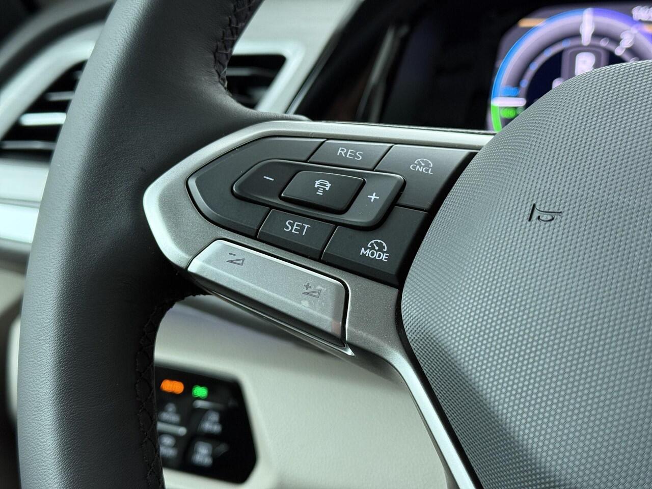 Volkswagen MULTIVAN Bedrijfswagens Bulli Edition L2 1.5 eHybrid EU6 180 kW (245pk) 31