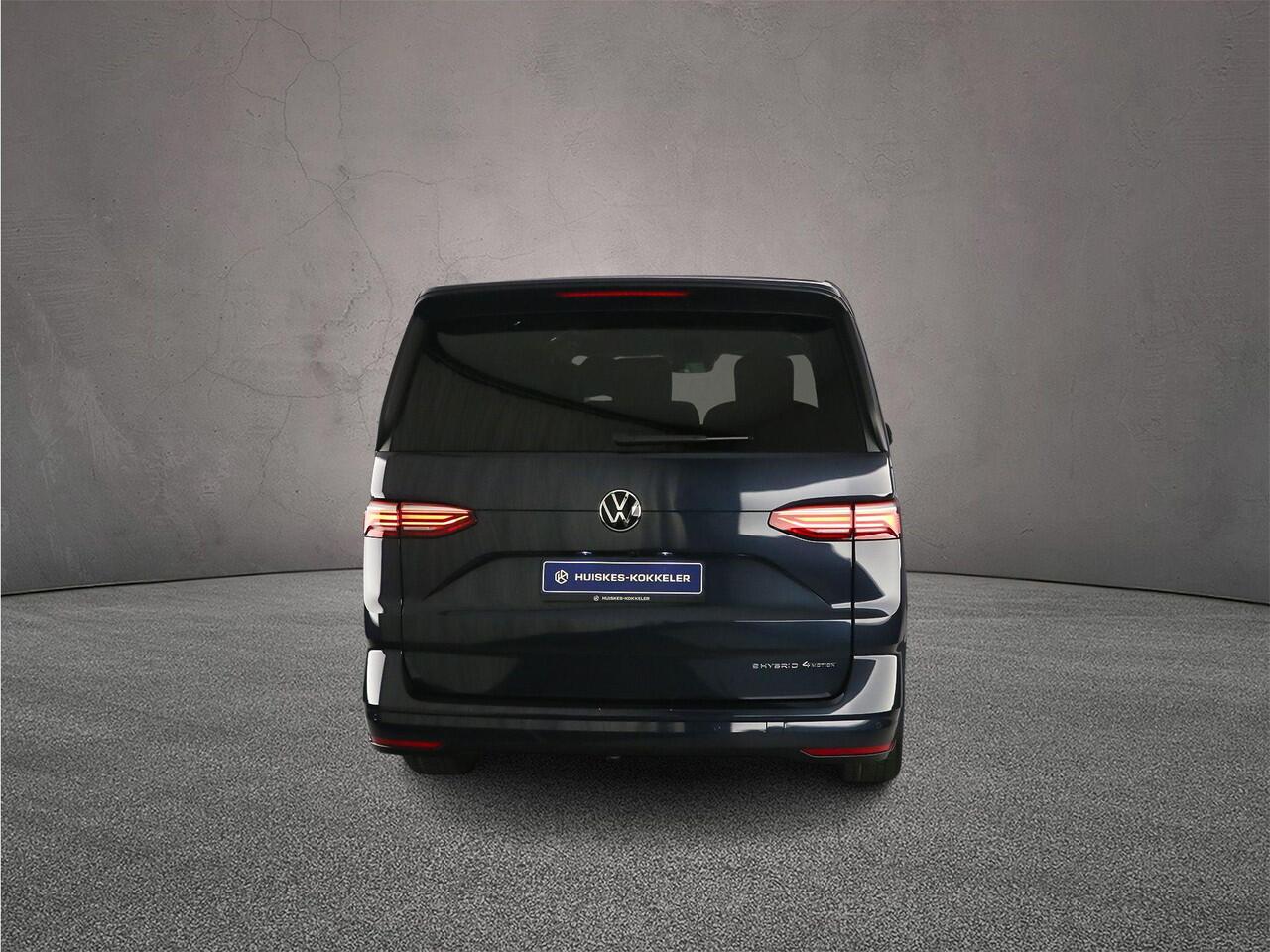 Volkswagen MULTIVAN 1.5 245pk DSG eHybrid L2 Bulli Edition 4Motion > ¤ 2.500,= Inruilpremie + ¤ 1.800,= eindejaarsbonus < | Trekhaak | 7-zits Premium zitopstelling |