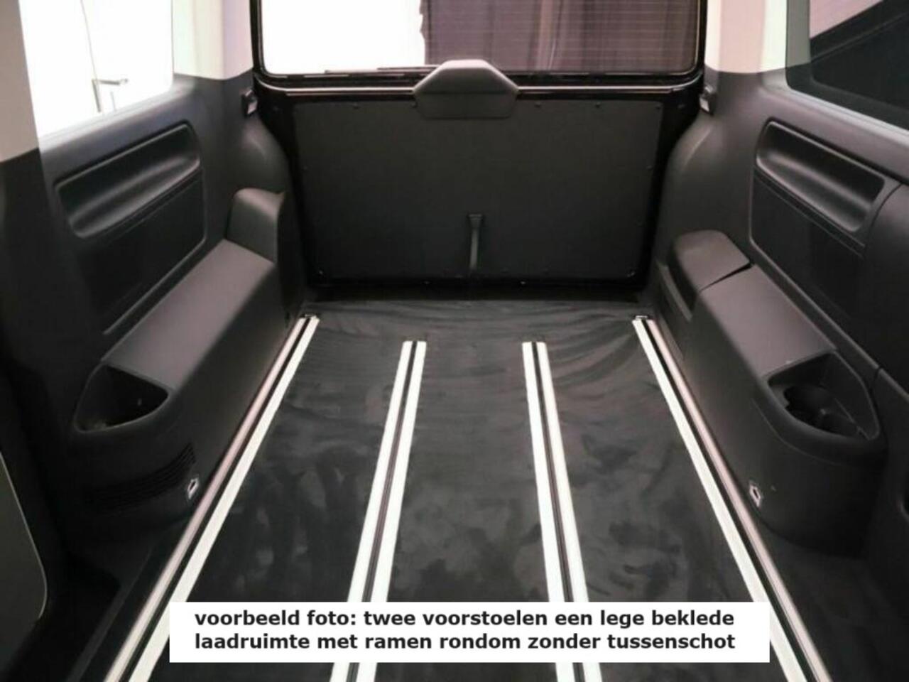 Volkswagen MULTIVAN T6.1 2.0 TDI L1H1 4Motion BULLI 204 PK DSG ACC Trekhaak LED 2 EL. Schuifdeuren Leder 18 Inch