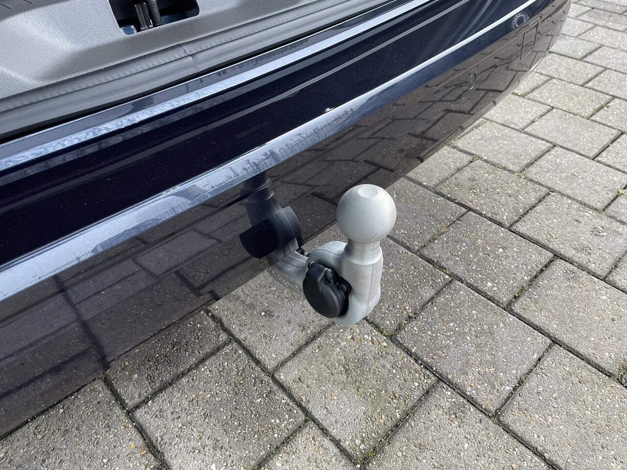 Volkswagen MULTIVAN 1.5 eHybrid L2 Bulli 4Motion 245 PK | 7 zits | Art Velour | Trekhaak | 360 camera Prijs incl btw/bpm