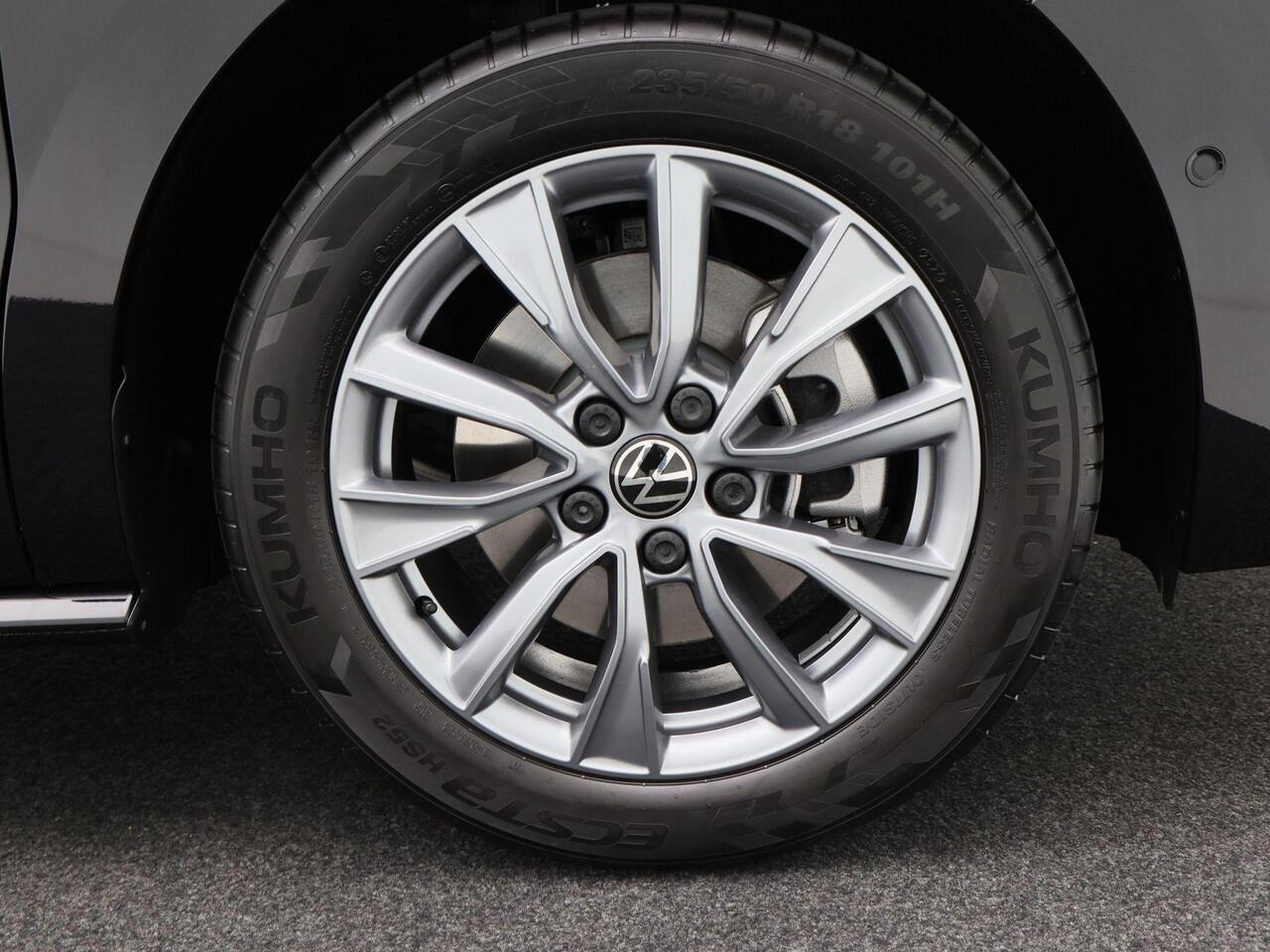 Volkswagen MULTIVAN Bulli Edition L2 1.5 eHybrid 245pk | 700119 | DUBBELE CABINE met 5 zitplaatsen | Elec. achterklep | elec trekhaak |