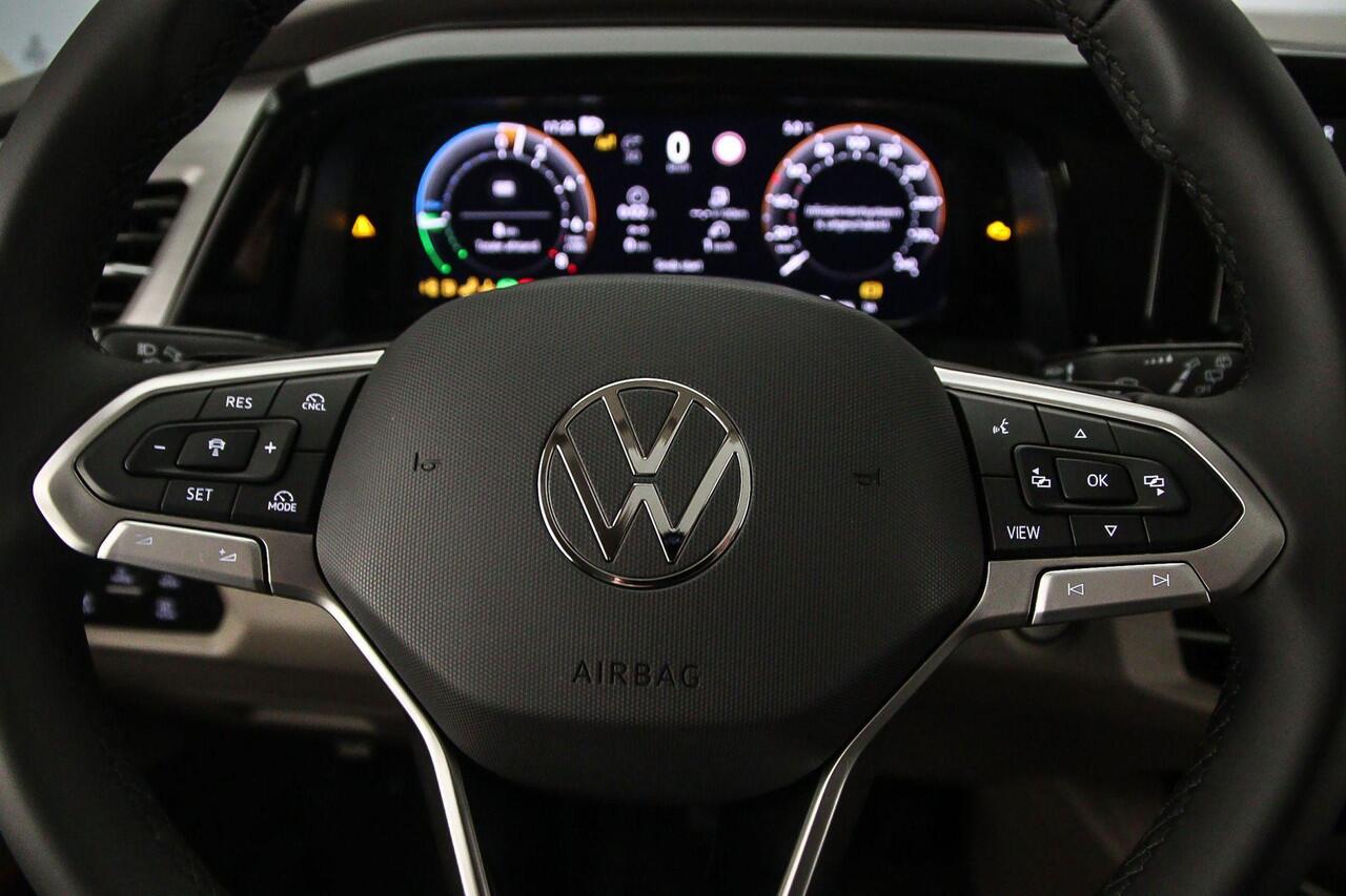 Volkswagen MULTIVAN 1.5 245pk DSG eHybrid L2 Bulli Edition 4Motion > ¤ 2.500,= Inruilpremie < | Trekhaak | Stoelverwarming | All-season banden |