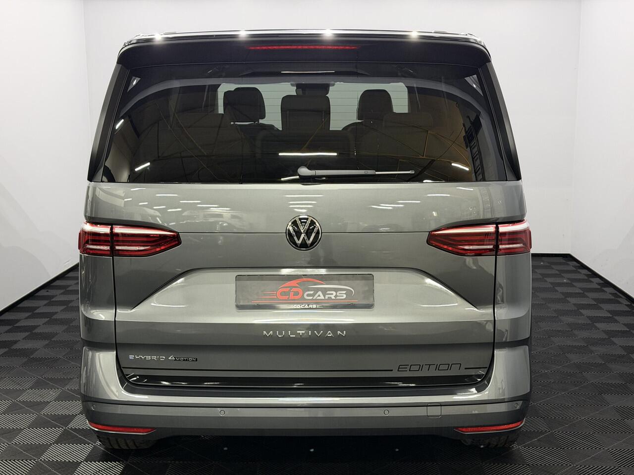 Volkswagen MULTIVAN 1.5 eHybrid L2 Economy Business 4Motion 7p Plug-in Ex btw Pano, Iq light koplampen, Parkeersensoren, Apple carplay, Virtual desk, Cruise control adaptief, Elektrische achterklep, 2 jaar garantie