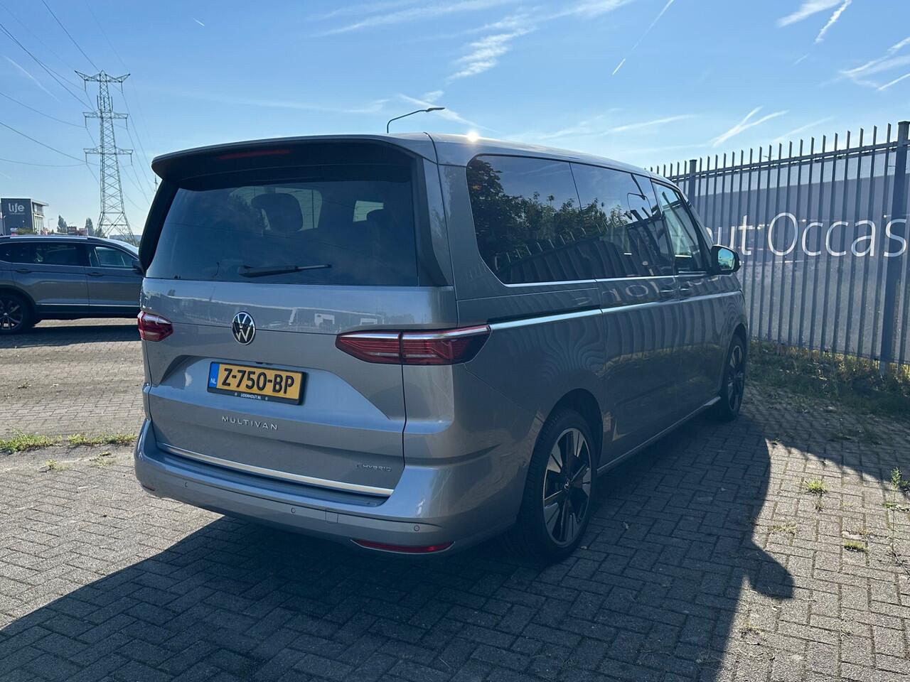 Volkswagen MULTIVAN L2H1 1.4TSI eHybrid PHEV 218pk DSG Style Leder
