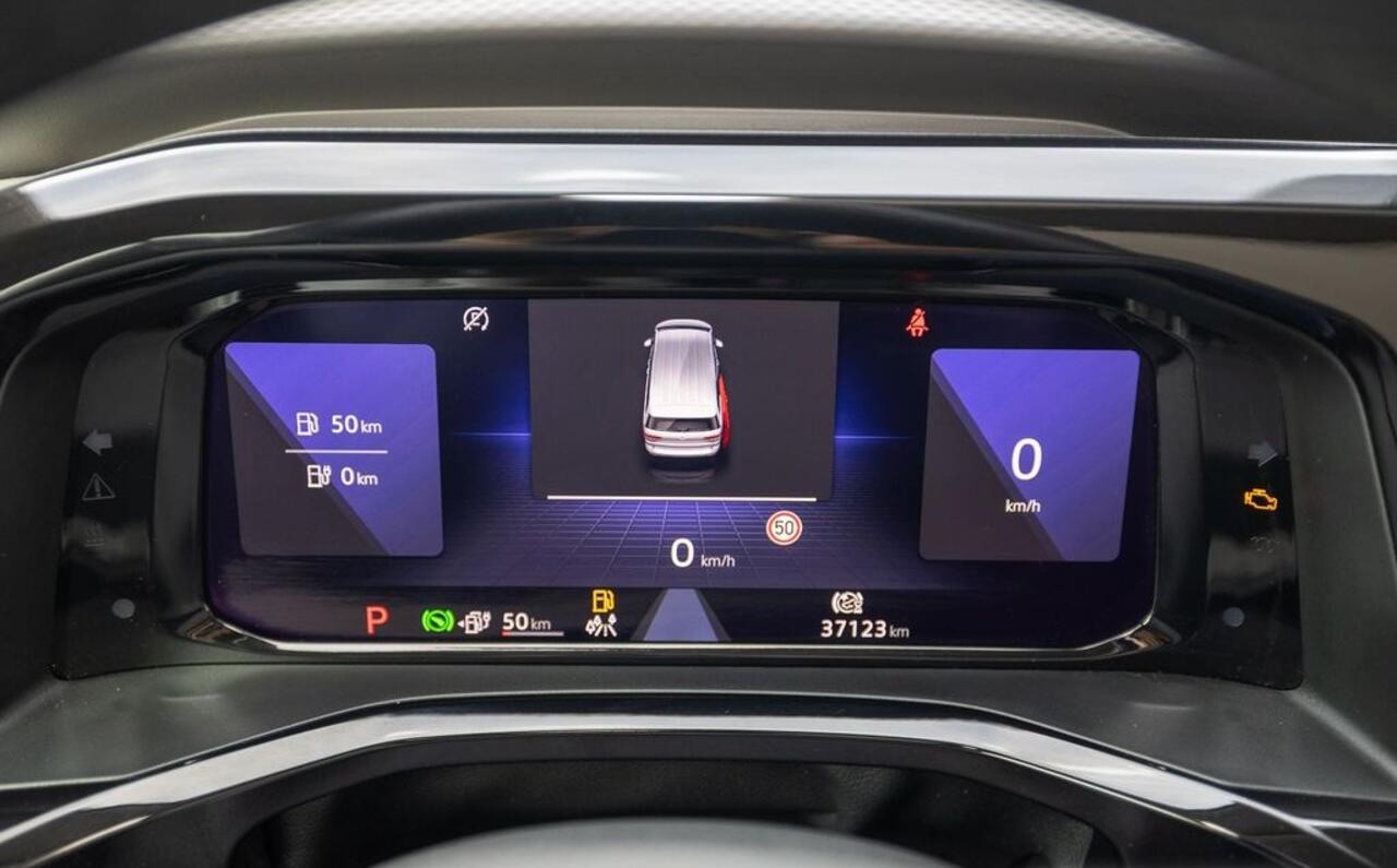 Volkswagen MULTIVAN 1.4 eHybrid L2H1 ACC DCC Leder Stoelkoeling Panoramadak Head-Up Trekhaak Standkachel