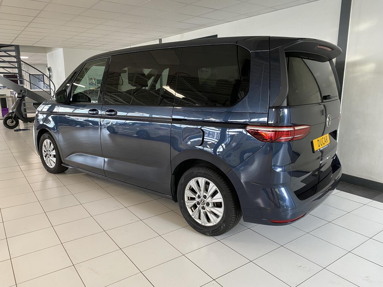 Volkswagen MULTIVAN 1.4 eHybrid L1H1 7 pers Panodak / Stuur-stoel verwarming /Elec schuifdeuren / Trekhaak / Camera