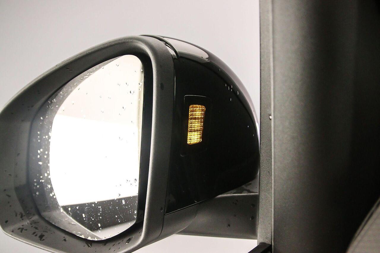 Volkswagen MULTIVAN 1.5 245pk DSG eHybrid L2 Bulli Edition 4Motion | 20'' velgen | Travel Assist | Trekhaak | Elec. achterklep