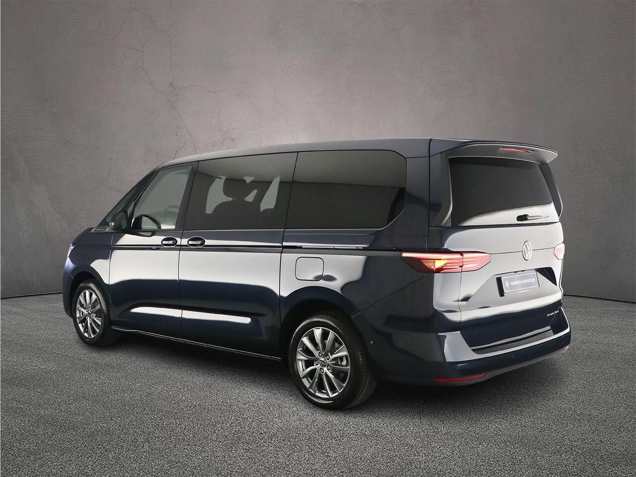 Volkswagen MULTIVAN 1.5 245pk DSG eHybrid L2 Bulli Edition 4Motion > ¤ 2.500,= Inruilpremie + ¤ 1.800,= eindejaarsbonus < | Trekhaak | 7-zits Premium zitopstelling |