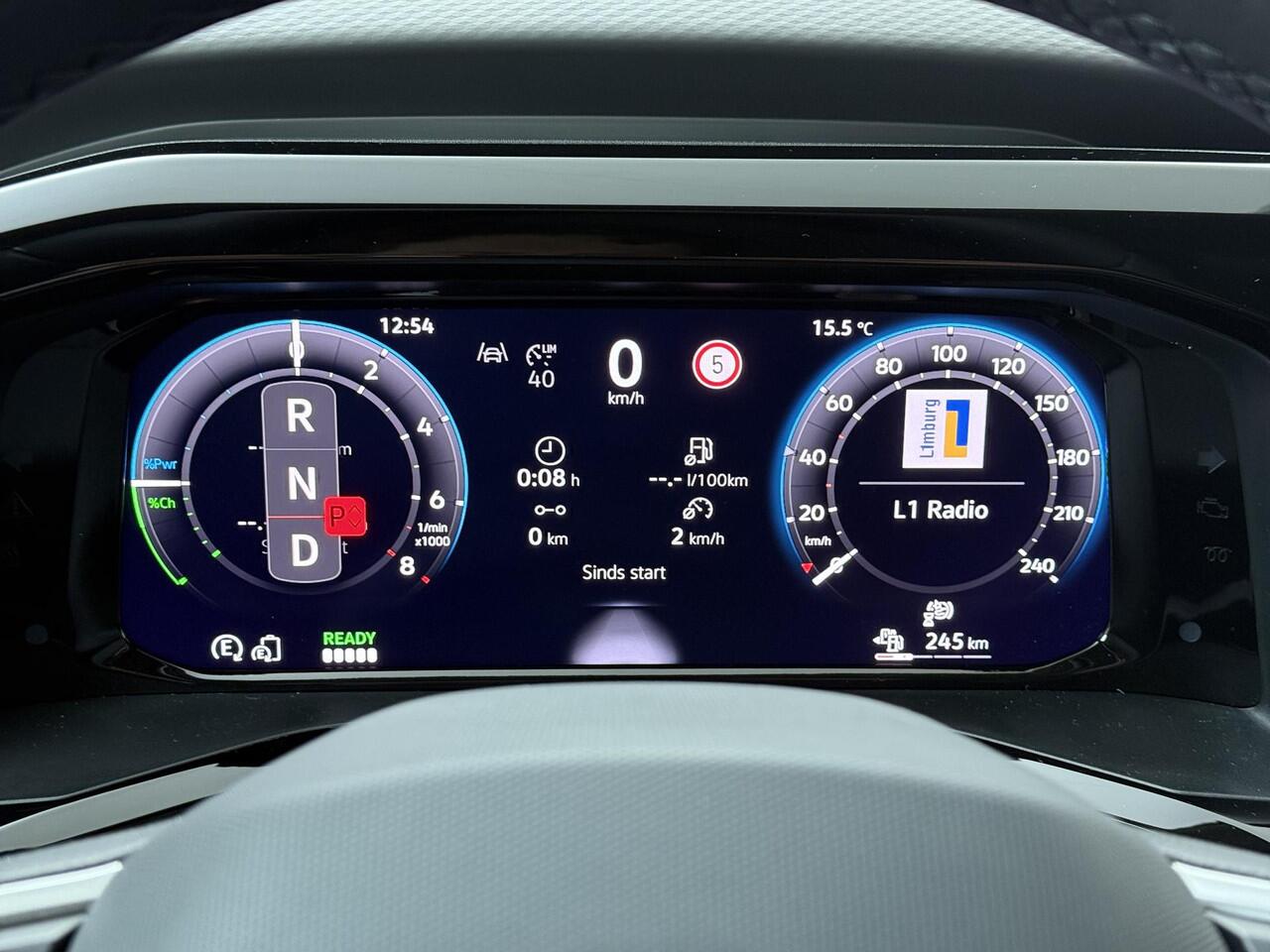 Volkswagen MULTIVAN Bedrijfswagens Economy Business L2 1.5 eHybrid EU6 180 kW (245pk)