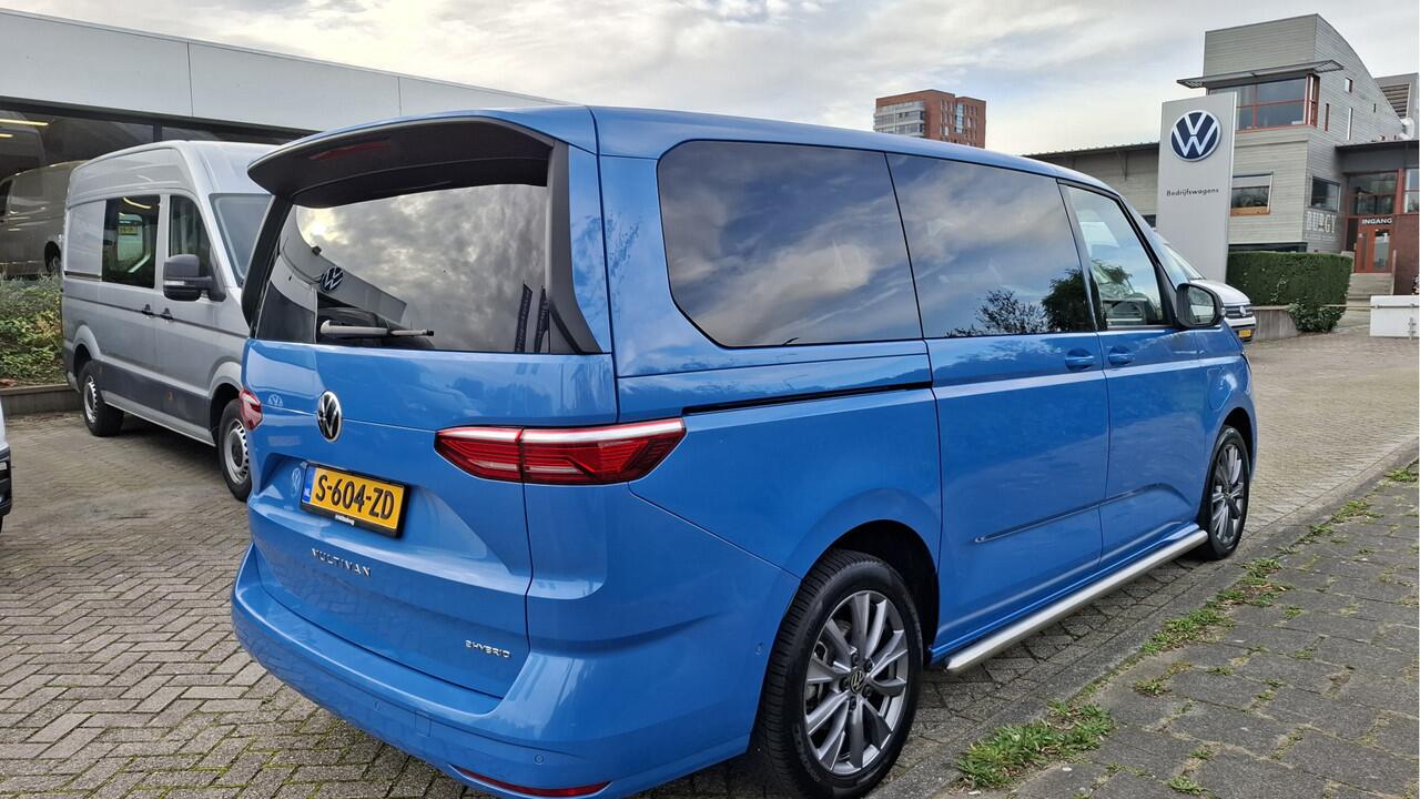 Volkswagen MULTIVAN L2H1 - Energetic 1.4 eHybrid 218 pk Panoramadak | IQ Light | Achteruitrijcamera | Stoelverwarming