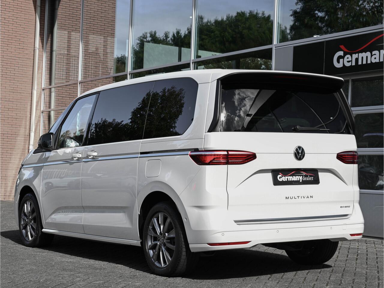 Volkswagen MULTIVAN 1.4 eHybrid 218pk 7-Pers. Style Pano's Leder M-Led H&K Stoelkoeling/Verw. El.deuren+Zetels Standk VOL!