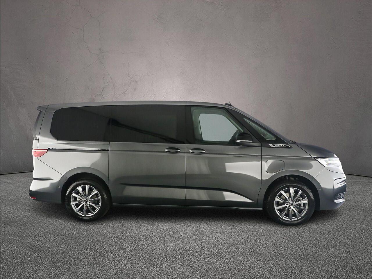 Volkswagen MULTIVAN 1.5 245pk DSG eHybrid L2 Bulli Edition 4Motion > ¤ 2.500,= Inruilpremie < | Trekhaak | Stoelverwarming | All-season banden |