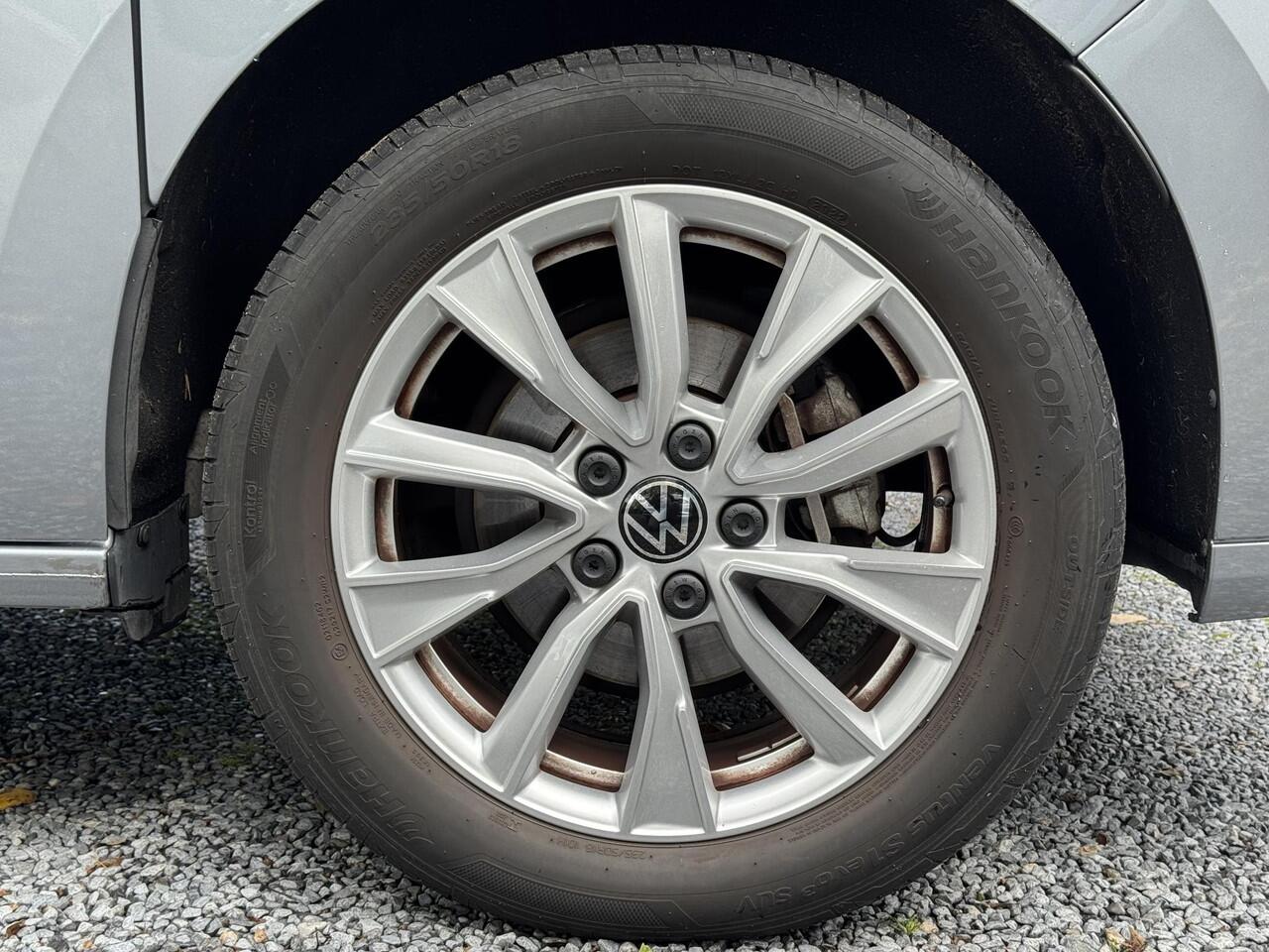 Volkswagen MULTIVAN T7 eHybrid DSG Bulli 7p (Pano,Trekhaak,Camera,Elek. schuifd)