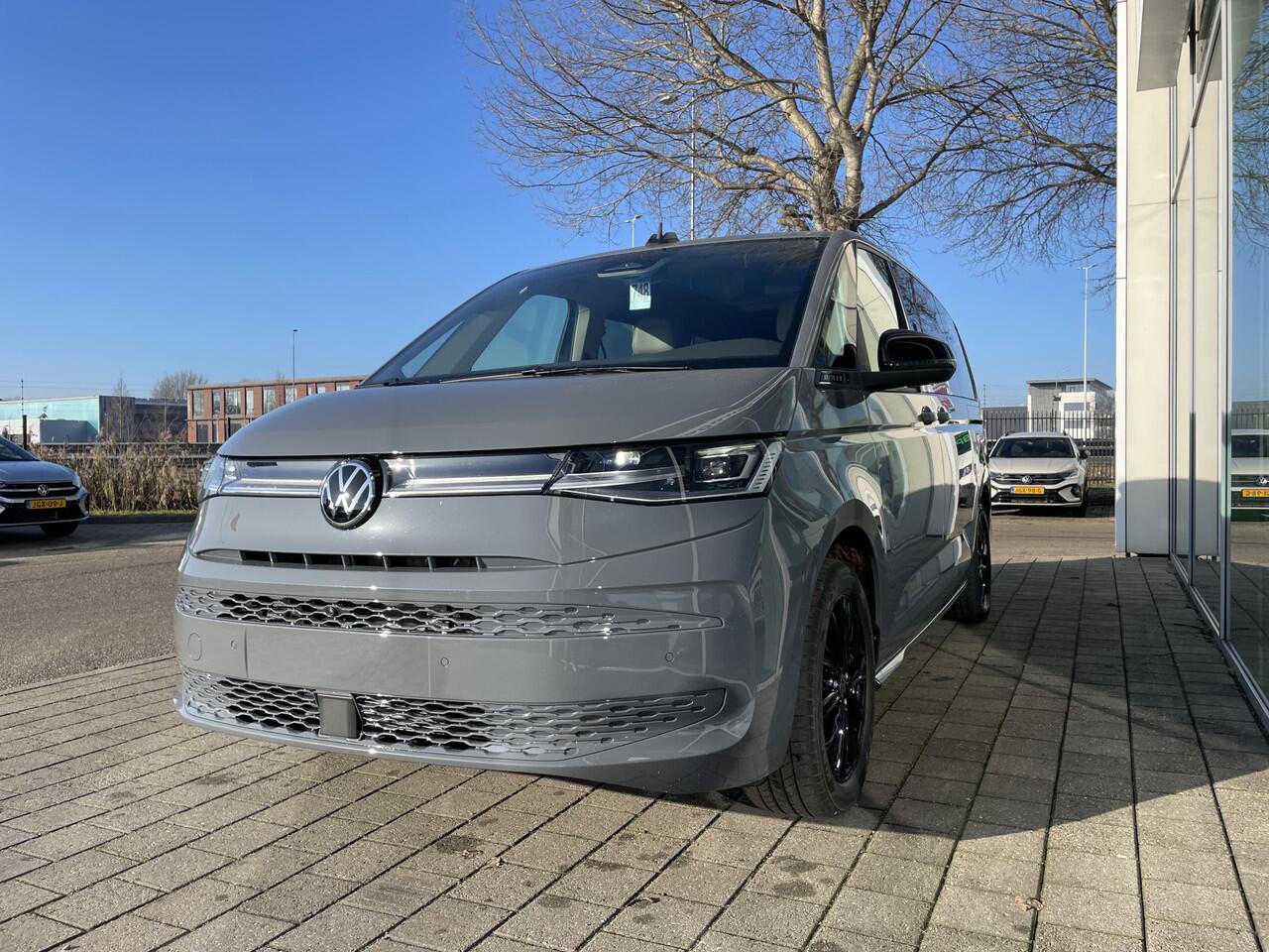 Volkswagen MULTIVAN 1.5 eHybrid L2 Bulli 4Motion 245 PK | 7 zits | Art Velours | Trekhaak | 360 camera Prijs incl btw/bpm