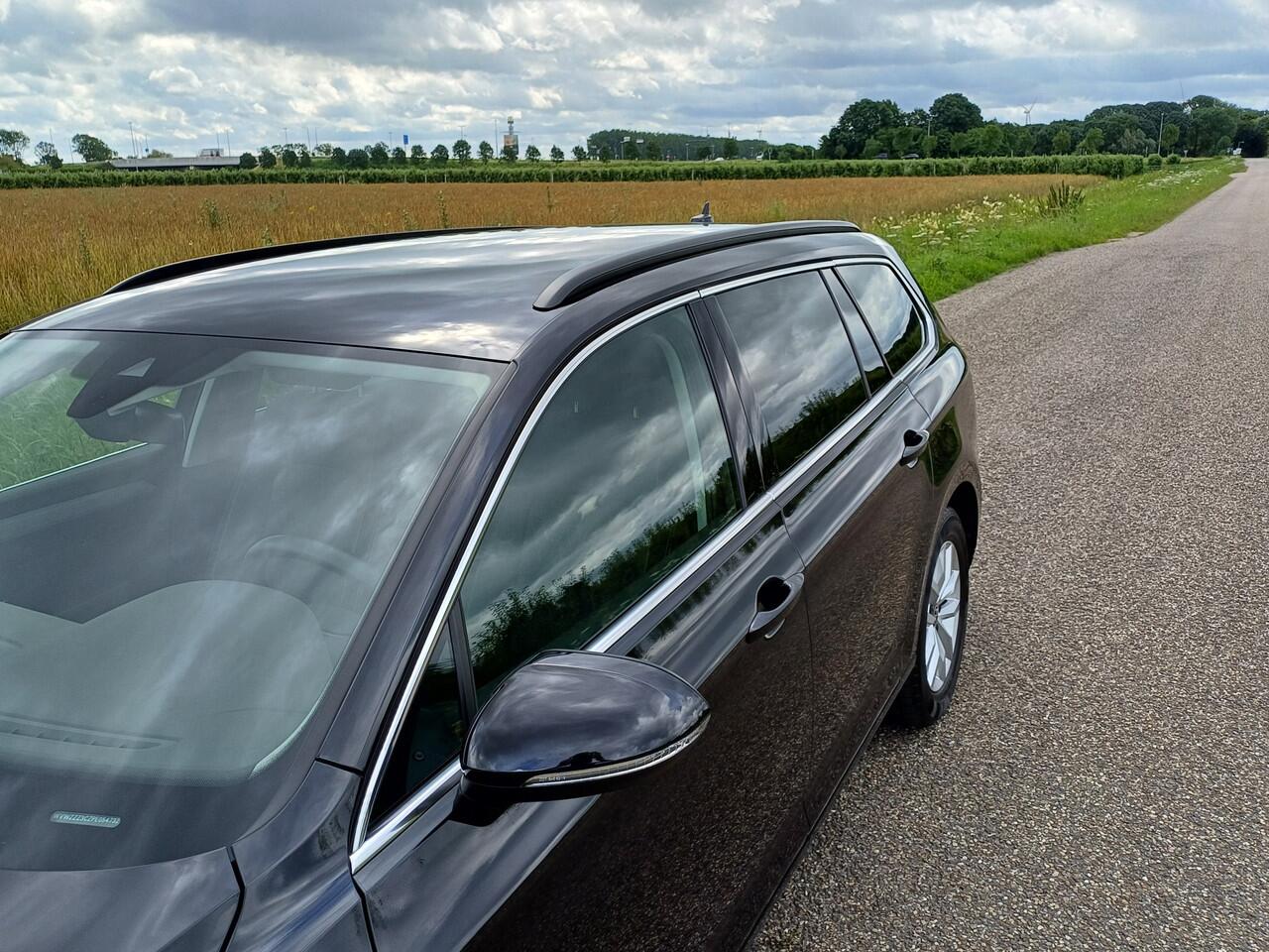 Volkswagen PASSAT Variant 1.5 TSI Business /Led/Navi/App Conn/Add Cruise/Clima v+a/Stoelverw/