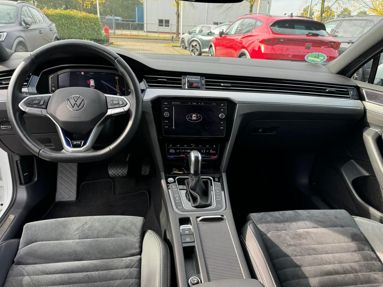 Volkswagen PASSAT Variant 1.4 TSI PHEV GTE Business trekhaak, virtual cockpit, navi, cruise
