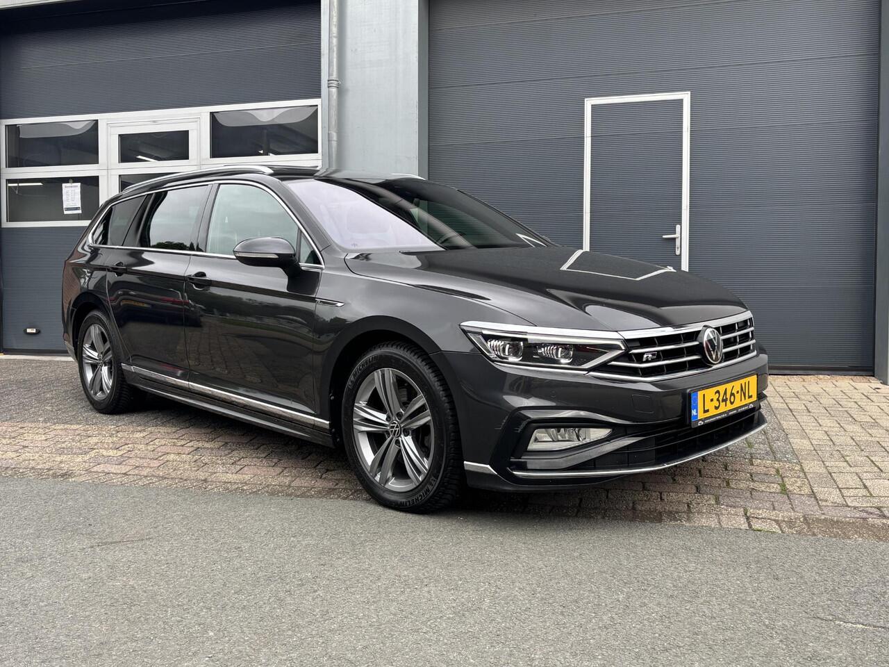 Volkswagen PASSAT Variant 1.5 TSI R-Line Business + Virtueel| Pano| Camera| PDC V+A| Trekhaak| App| Ergo stoel