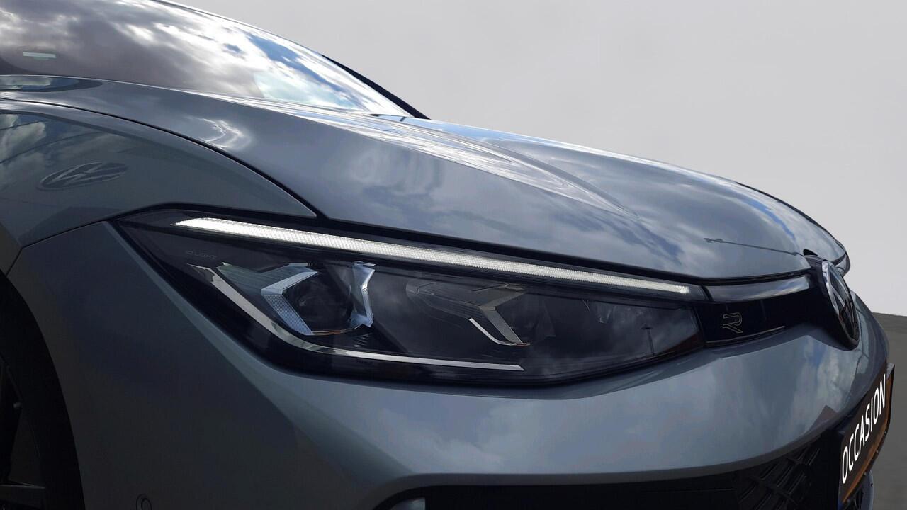 Volkswagen PASSAT Variant 1.5 eTSI R-Line Edition | Panoramadak | 19" | Demonstratieauto