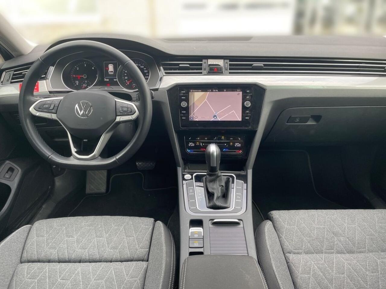 Volkswagen PASSAT Variant 2.0 TDI 150 PK DSG ACC LED Navi Trekhaak Stoelverwarming