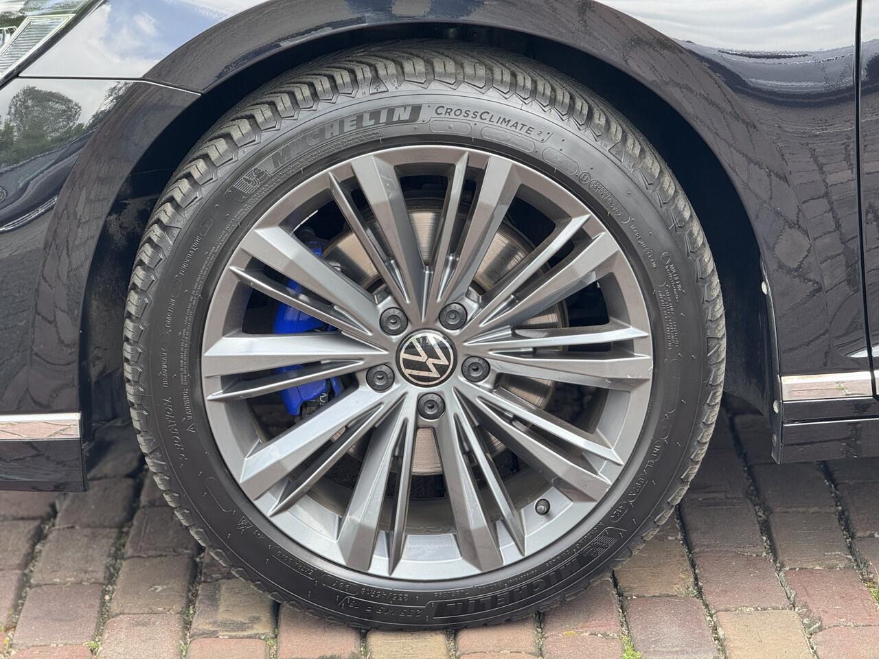 Volkswagen PASSAT Variant 1.4 TSI PHEV GTE Business Trekhaak | Pano | Leer