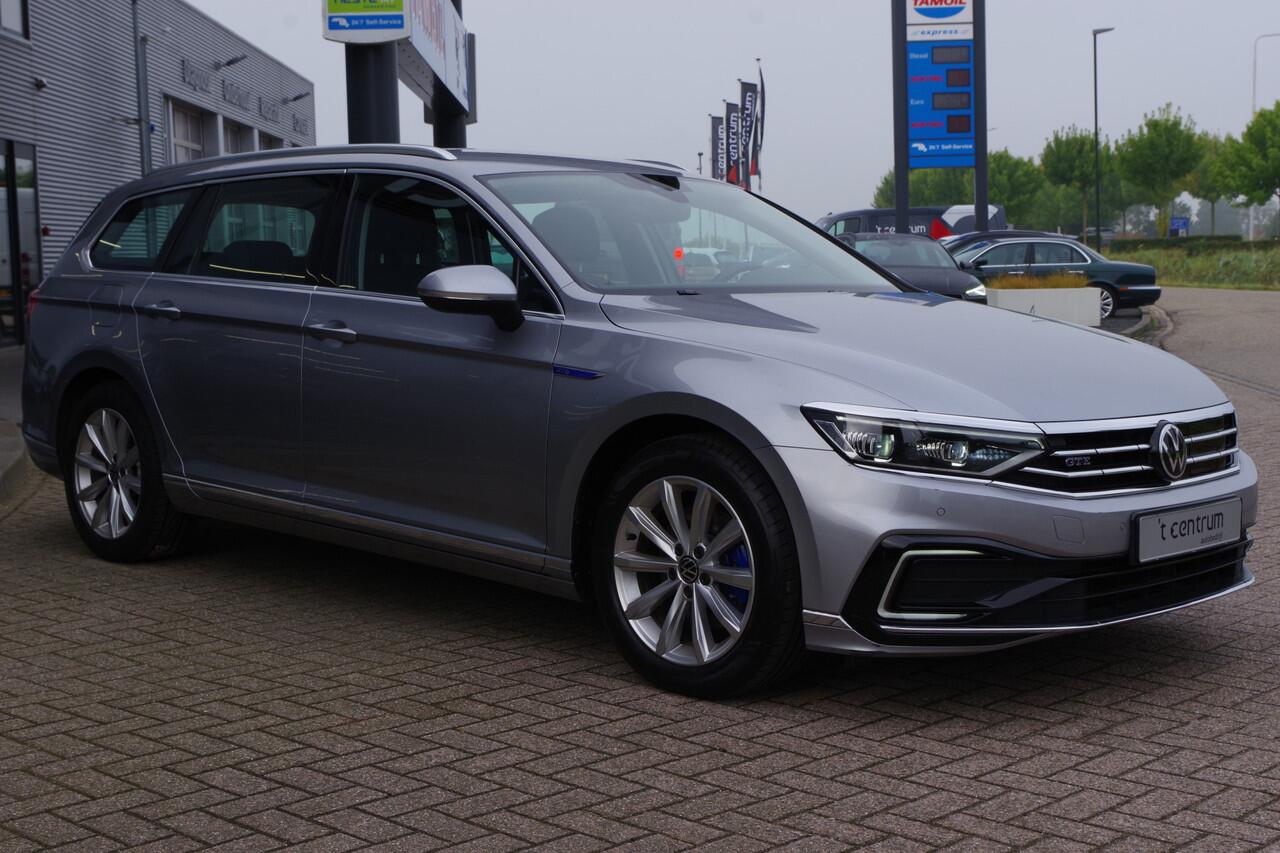 Volkswagen PASSAT Variant 1.4 TSI GTE Business 218 PK PHEV, Trekhaak, Carplay, LED verlichting