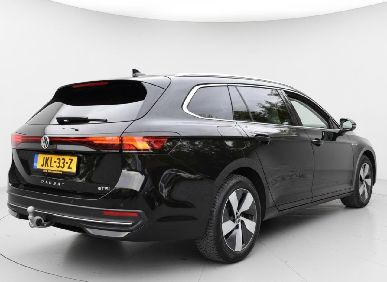 Volkswagen PASSAT Variant 1.5 eTSI 150PK DSG BUSINESS 360-CAMERA/ALCANTARA/TREKHAAK****