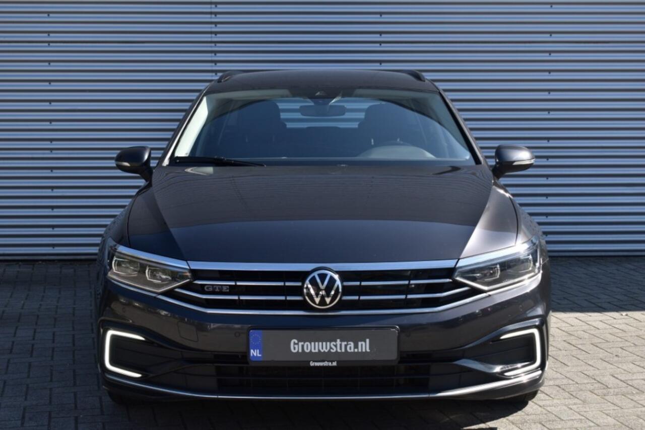 Volkswagen PASSAT 1.4 TSI PHEV GTE / ADAP. CRUISE / P.CAM. / 100% DEALER ONDH.