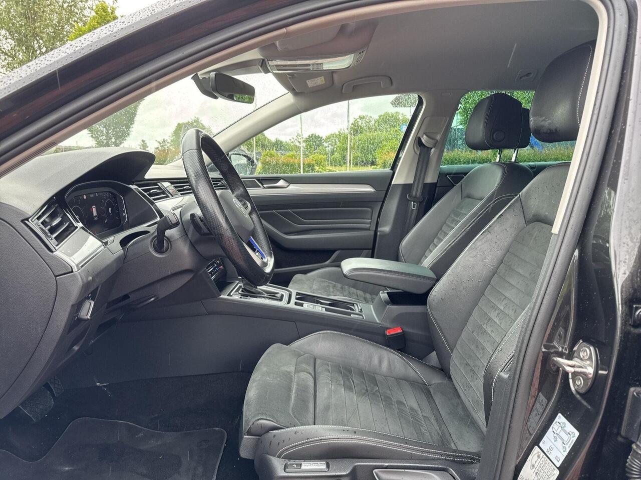 Volkswagen PASSAT 1.4 TSI PHEV GTE Business | 218 Pk | DCC | A-Camera | ERGO | Trekhaak | SOH 92% |