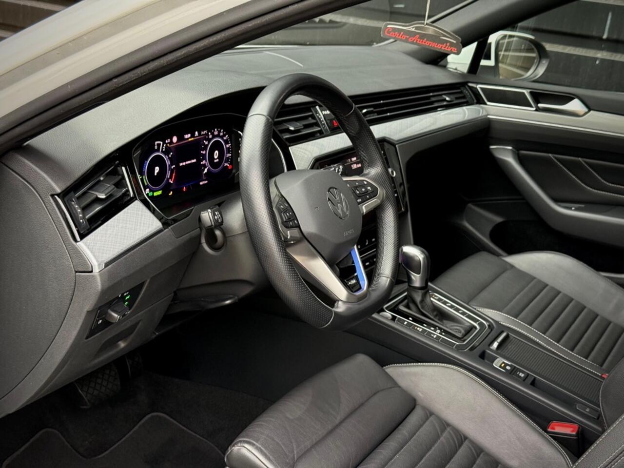 Volkswagen PASSAT 1.4 TSI GTE PANO|VIRTUAL|ACC|CAMERA|TREKHAAK