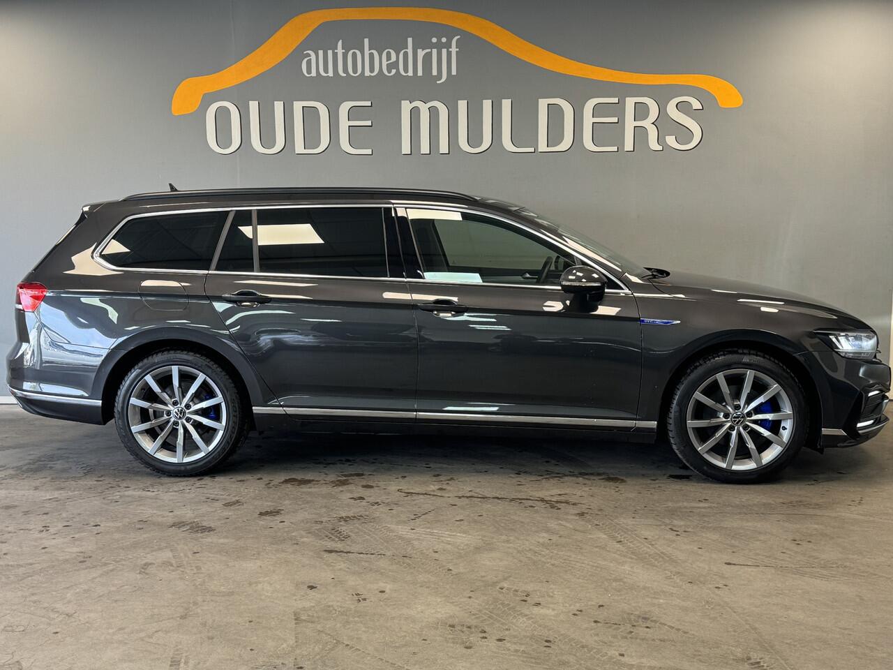 Volkswagen PASSAT Variant 1.4 TSI PHEV GTE Leder/Stoelverwarming/Trekhaak