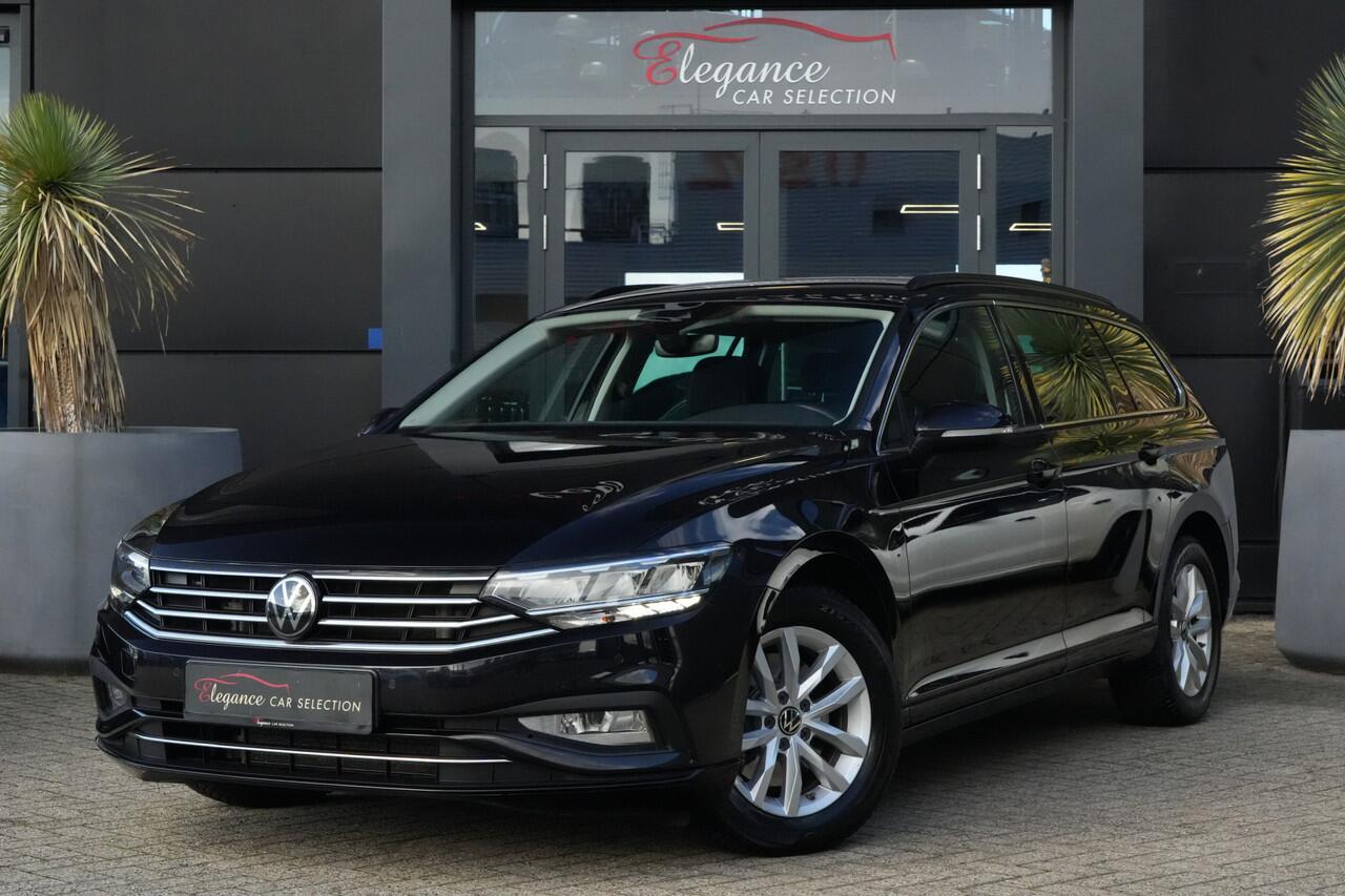 Volkswagen PASSAT Variant 1.5 eTSI Business 150pk Navigatie/Trekhaak/Parkeersensoren