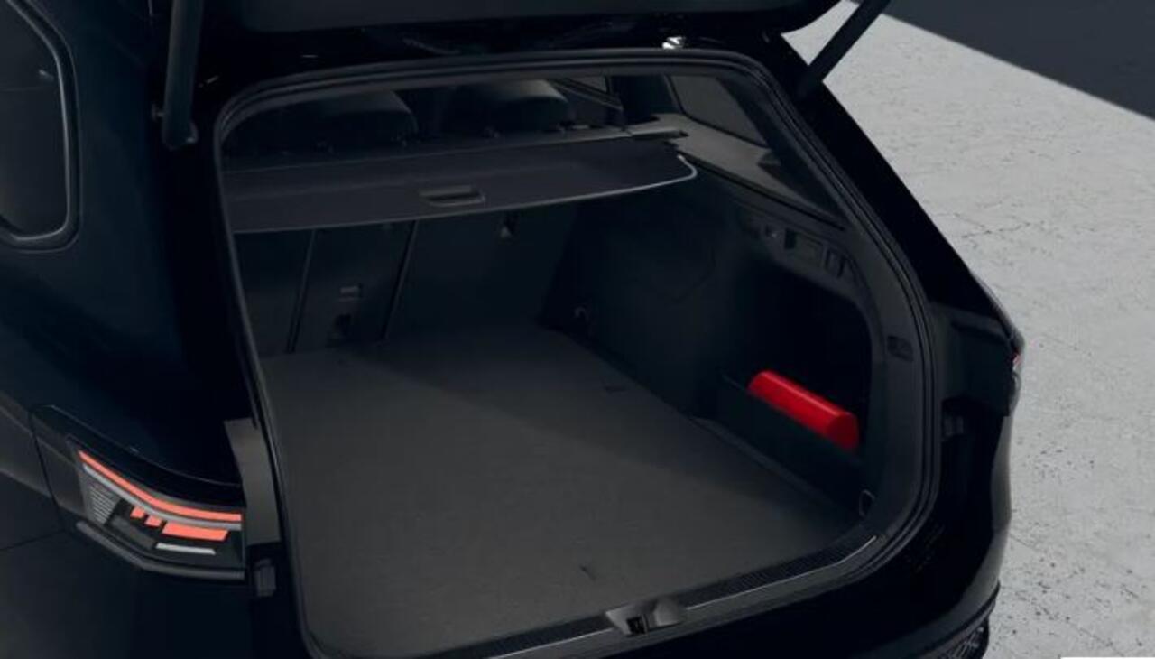 Volkswagen PASSAT Variant !!!¤ 5.000 Inruilpremie!!! 1.5 eHybrid R-Line Business !!!Profiteer ook van 5.000 euro inruilpremie!!!