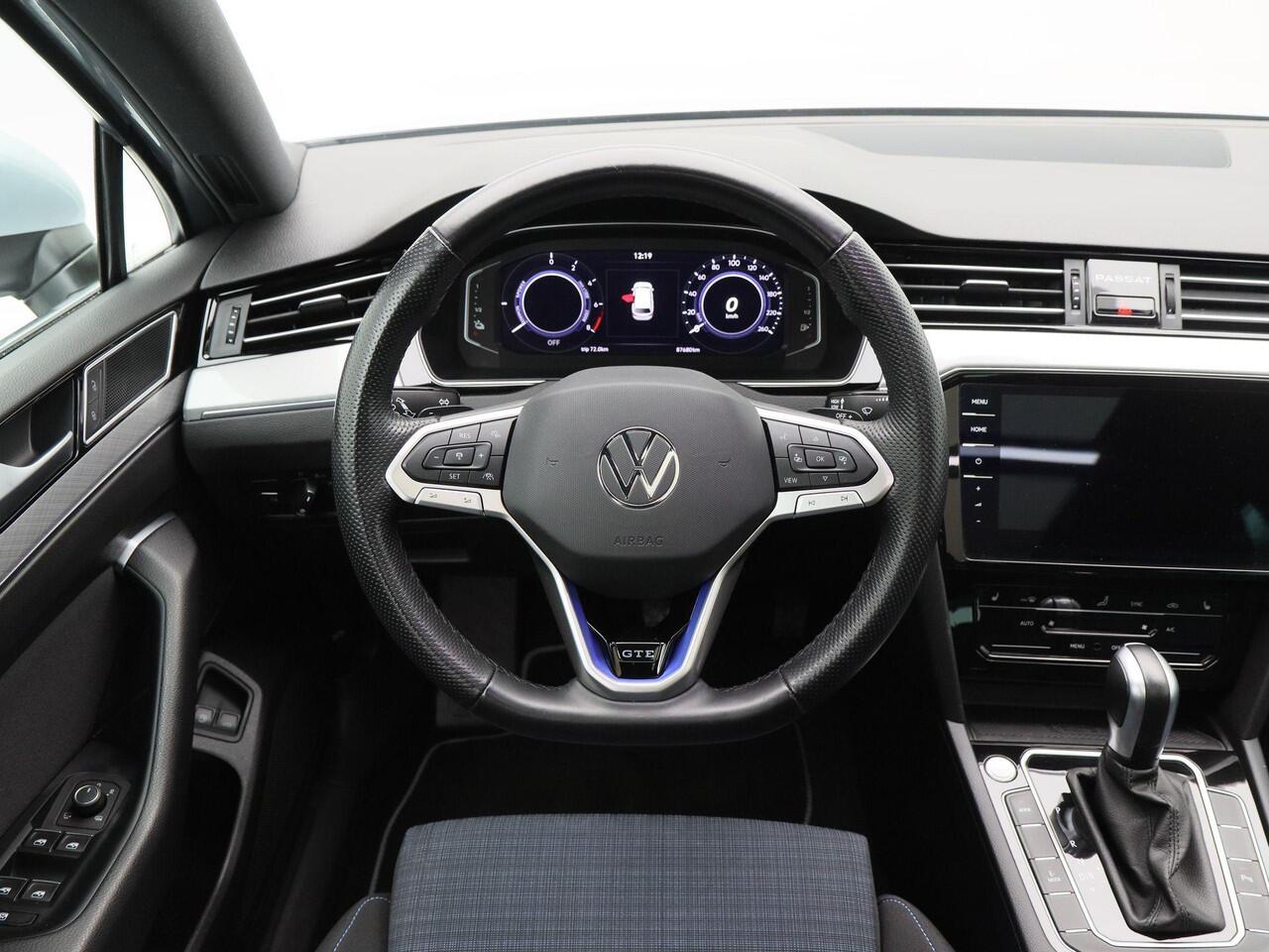 Volkswagen PASSAT Variant 1.4 TSi 218 Pk Automaat PHEV GTE Business | Panoramadak | Full LED | 18 Inch | Camera | CarPlay | Stoelverwarming | 87.680 Km!!