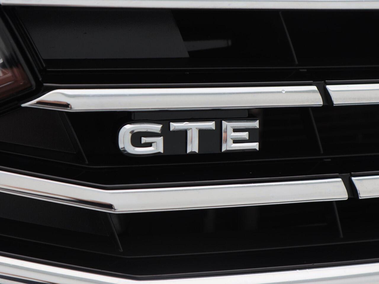 Volkswagen PASSAT Variant 1.4 TSi 218 Pk Automaat PHEV GTE Business | Adaptive Cruise | Camera | Trekhaak | Camera | Stoel Verwarming | Carplay | Navigatiesysteem | 18 Inch | 60.580 Km