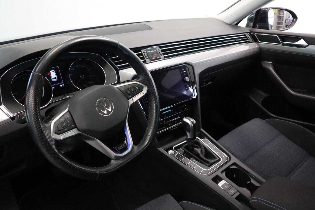 Volkswagen PASSAT Variant 1.4 TSI PHEV GTE Business Panoramadak Full-led Trekhaak