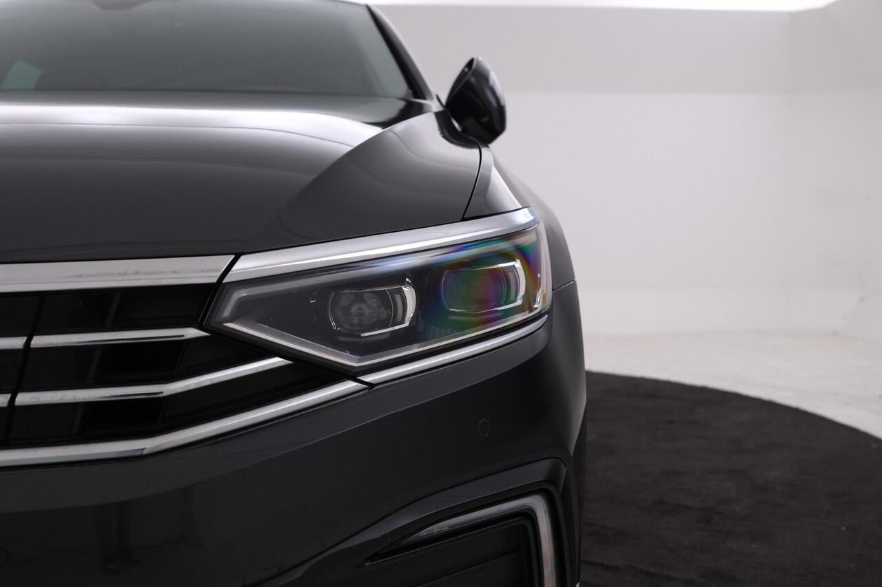 Volkswagen PASSAT Variant 1.4 TSI PHEV GTE Business Apple carplay, Climate, Adaptieve cruise