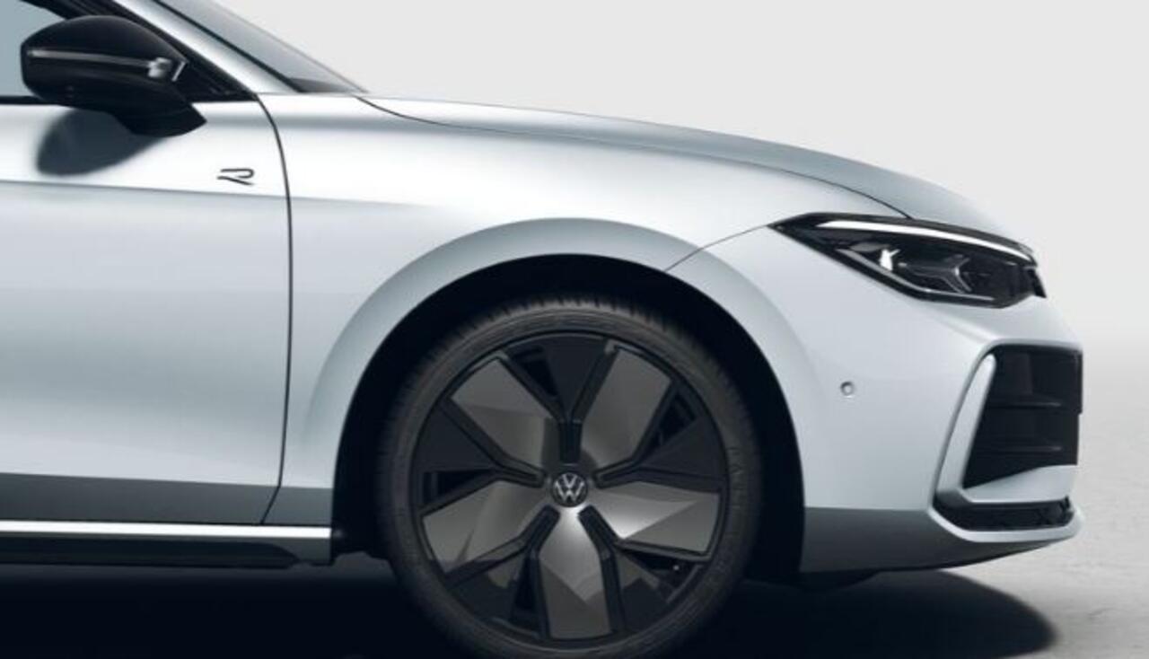 Volkswagen PASSAT Variant 1.5 eTSI R-Line Edition !!!Profiteer ook van 2.000 euro inruilpremie!!!