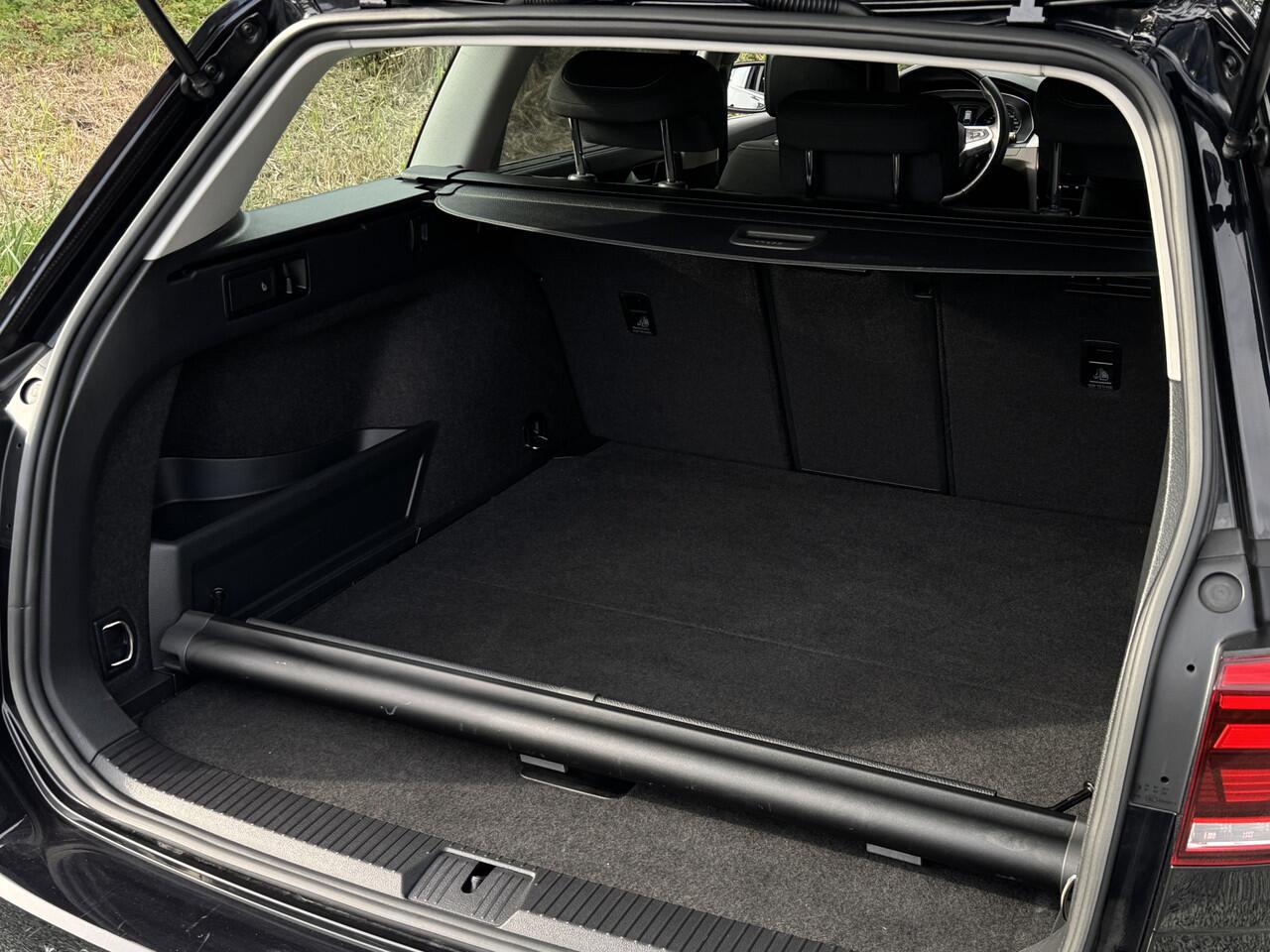 Volkswagen PASSAT Variant 218PK DSG HYBRID GTE BUSINESS NAVI/CAMERA/CARPLAY