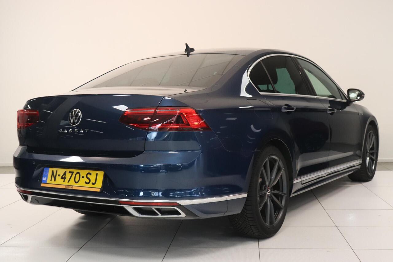 Volkswagen PASSAT 1.5 TSI R-Line Business + | Camera | Comfort stoelen | Navigatie | Stoelverwarming | AppleCarplay AndroidAuto |