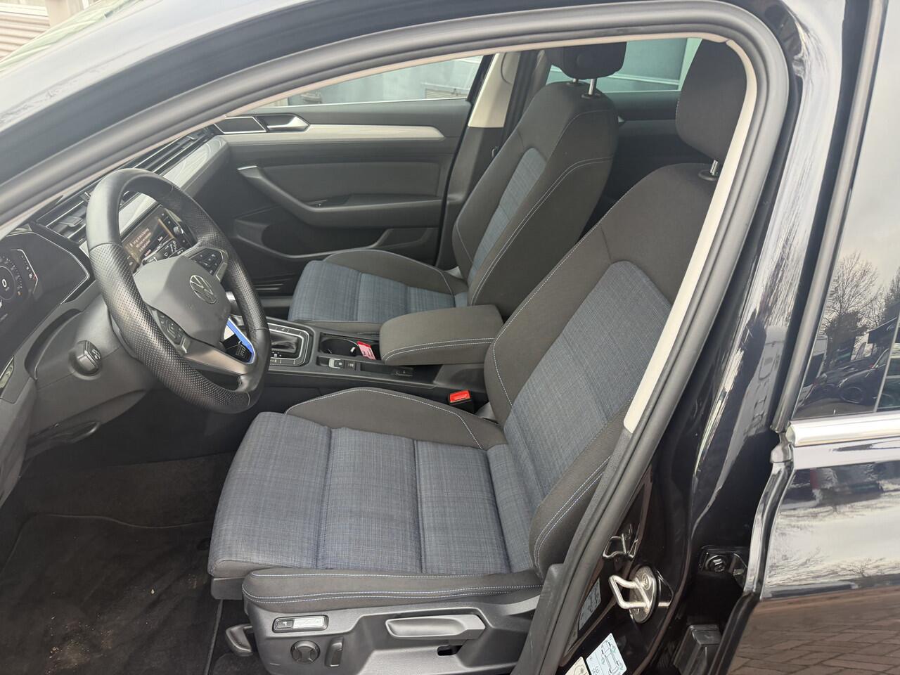 Volkswagen PASSAT Variant 1.4 TSI PHEV GTE Business Navigatie Apple Carplay/Android Auto Camera Parkeersensoren Stoelverwarming Virtual Cockpit Climate Control