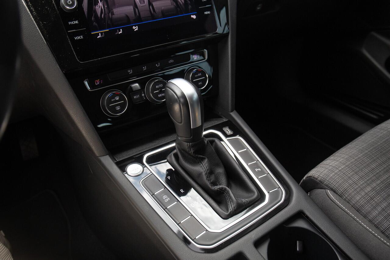 Volkswagen PASSAT Variant 1.5 TSI Comfort Business , Adaptive cruise, Carplay, Keyless entry,