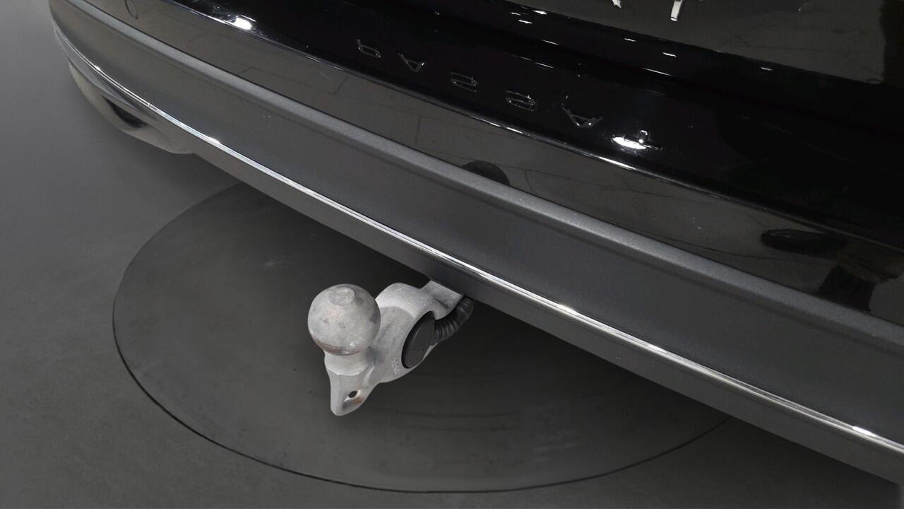 Volkswagen PASSAT Variant 1.5 eHybrid Business | Design Pakket | Trekhaak | Interieur Pakket |