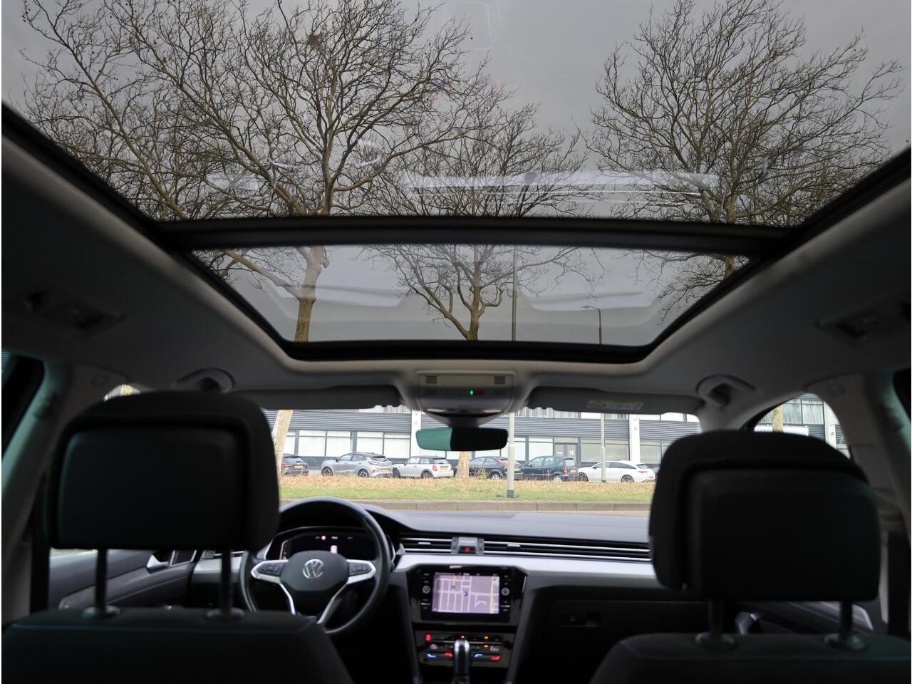 Volkswagen PASSAT Variant GTE 1.4 TSI PHEV 218PK | Panodak | Virtual | Achteruitrijcamera | Elektrische kofferklep | Getint Glas | Carplay/Android |