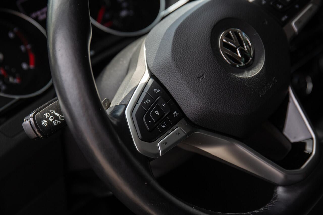 Volkswagen PASSAT Variant 1.5 TSI Comfort Business , Adaptive cruise, Carplay, Keyless entry,