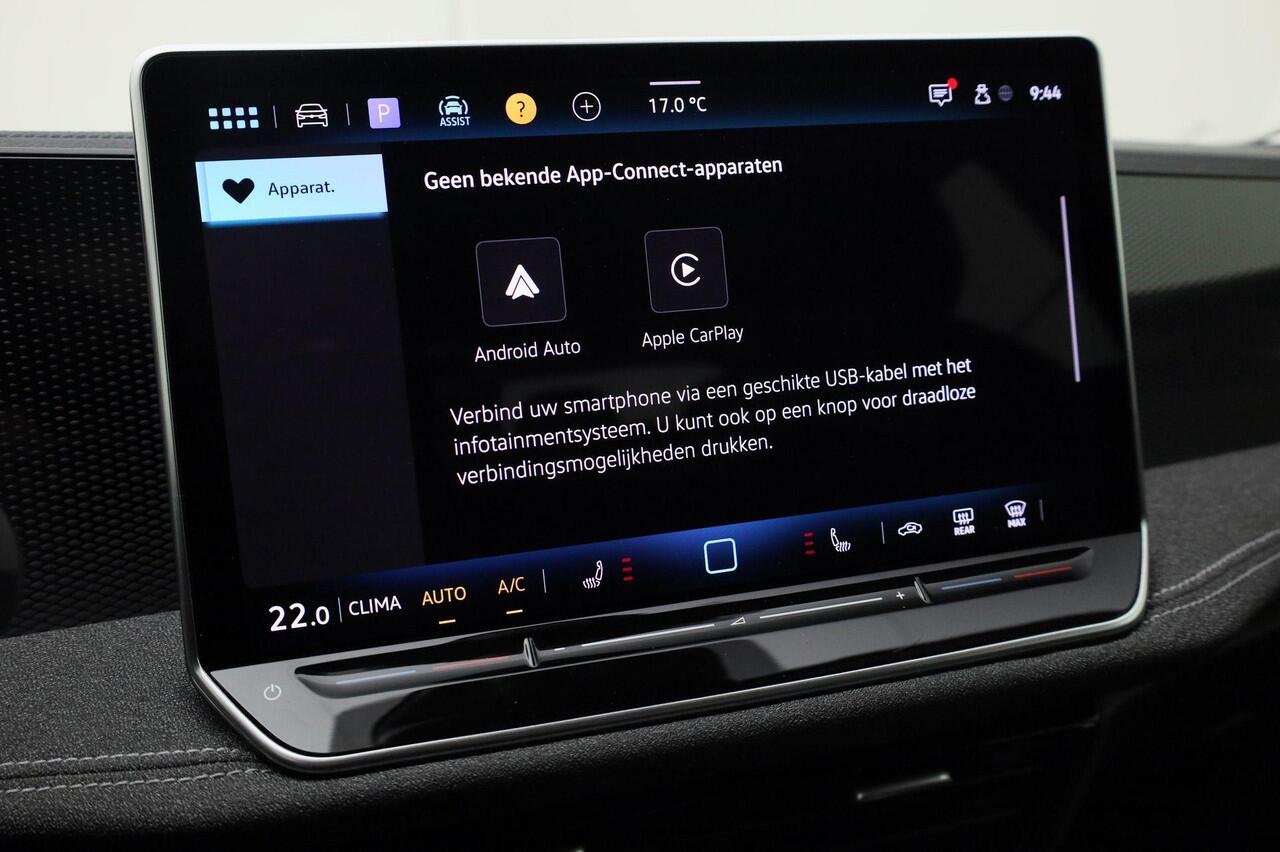 Volkswagen PASSAT Variant 1.5eTSI/150PK DSG · Navigatie · Stoel-& stuurverwarming · Apple/Android · Garantie tot juni 2026